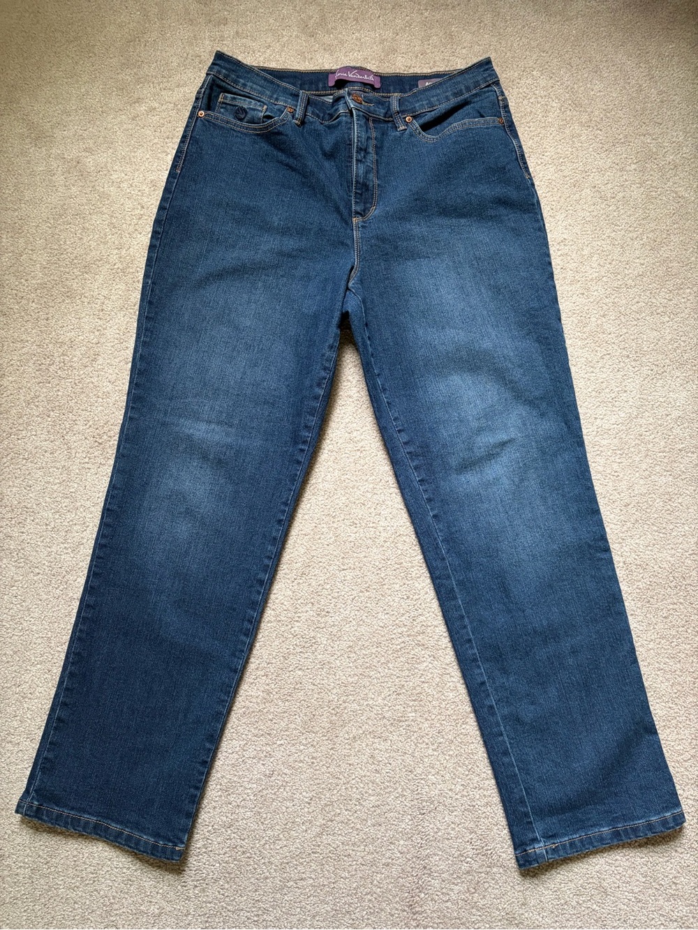 Gloria Vanderbilt Amanda Women's Jeans size 14 short dark blue great condition
